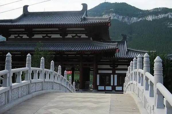 黔西南布依族苗族自治州大连花岗岩栏杆和青石栏杆哪个好解决方案三